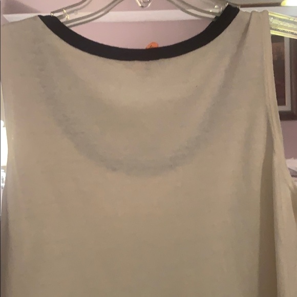 Top - Picture 3 of 3